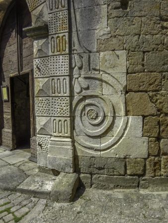 Détail du portail de l'église (JMR)