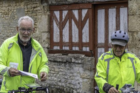 N'est ce pas Claude et Roger (PM)