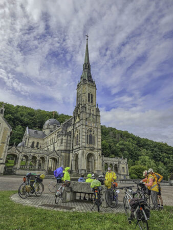 Basilique du Bois Chenu au lieu et place où Jehanne a eu son apparition (MLC)