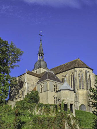 Église Saint Nicolas de Neufchâteau où il y a 40 ans Marie-Noëlle et Gérard se sont dit « Oui ». (MLC)