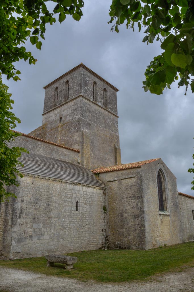 L'église Saint-Saturnin de Saint-Sornin (MR)