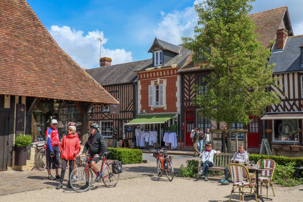 À Beuvron-en-Auge (CL)