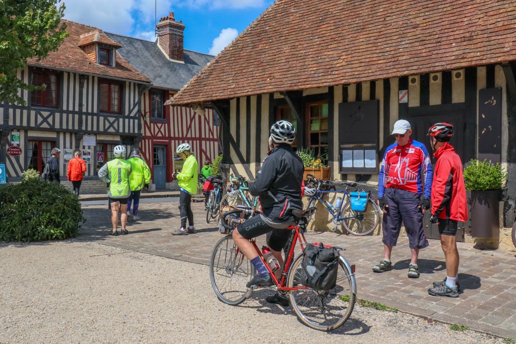 À Beuvron-en-Auge (CL)