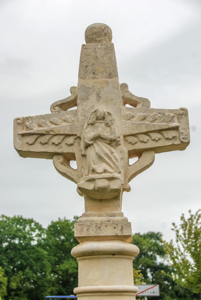 Croix d'Heuland - Côté Vierge (GH)