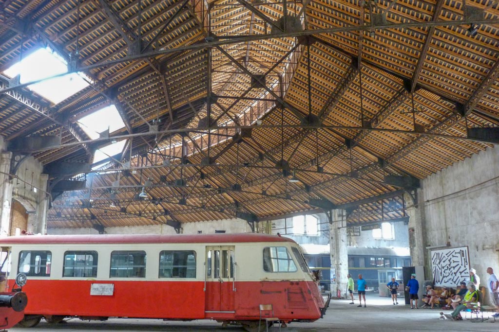 Visite de la rotonde ferroviaire à Montabon (PM)