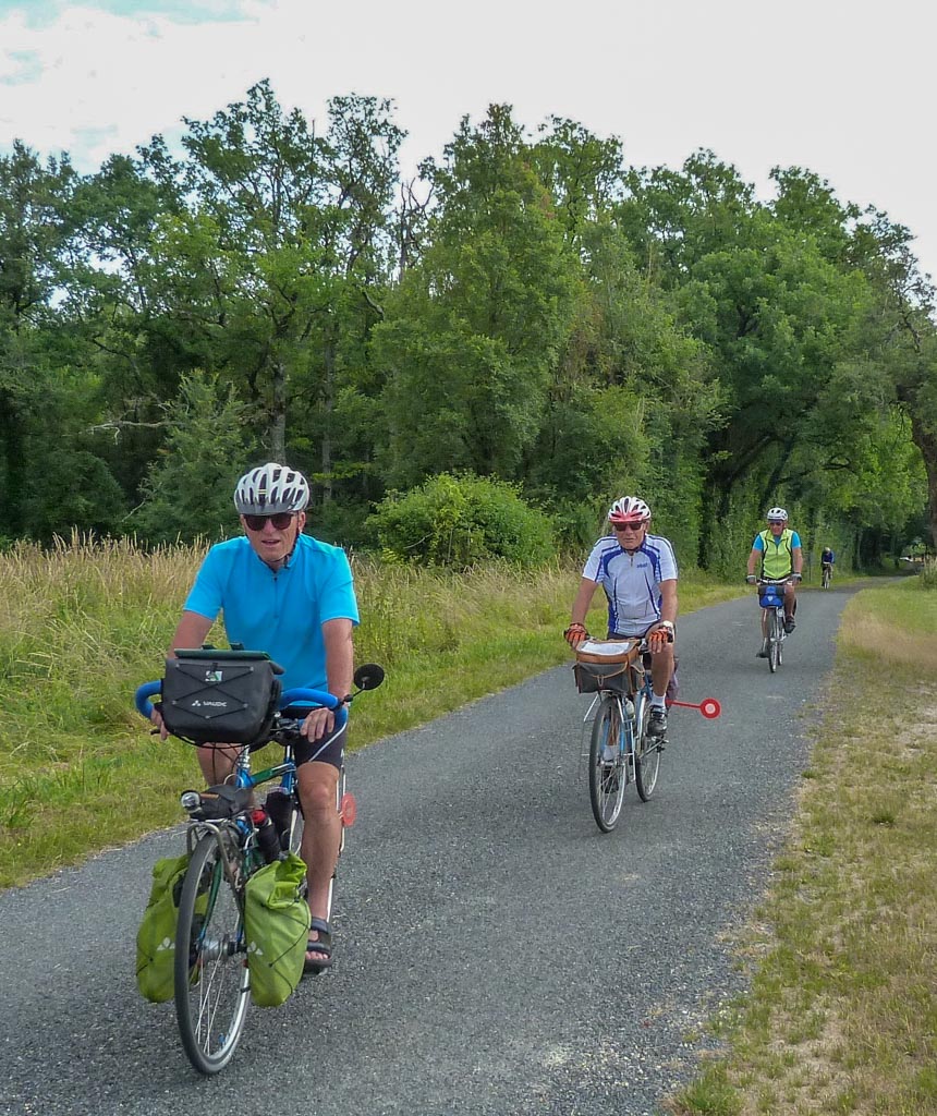 Sur des routes bien sympathiques et ombragées (PM)